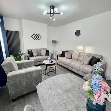 Deluxe Apartment - Next To Kings Cross - Eurostar & Euston Station London Exterior photo